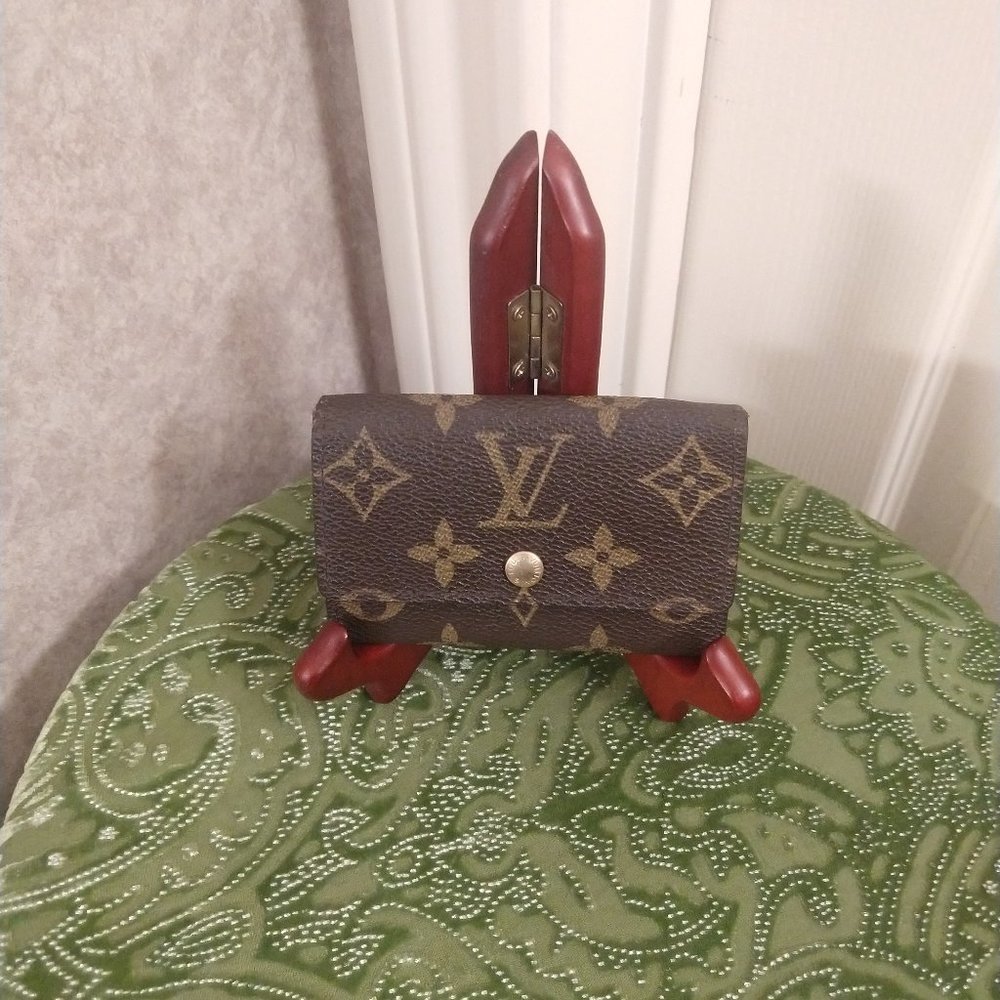Louis Vuitton 6 Key Case Holder Monogram